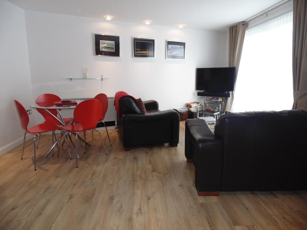 Appartamento Awel Y Mor Llanelli Esterno foto