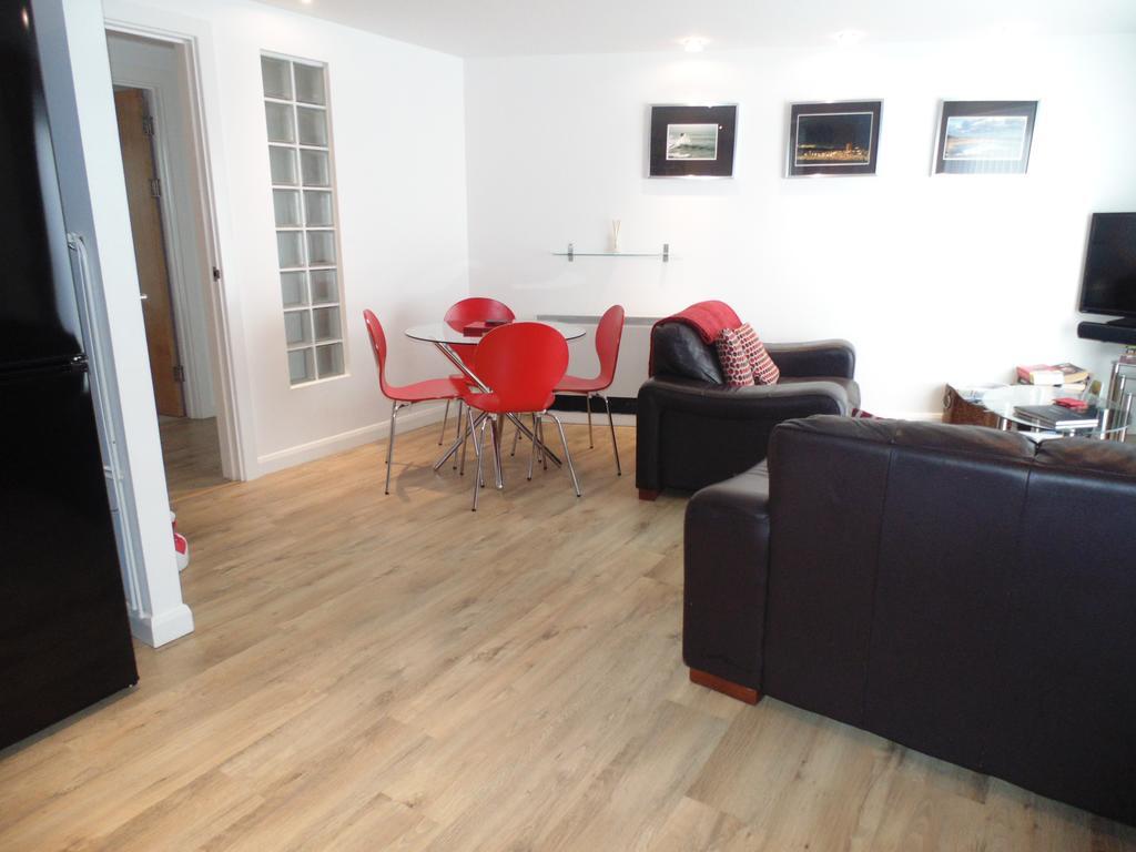 Appartamento Awel Y Mor Llanelli Esterno foto